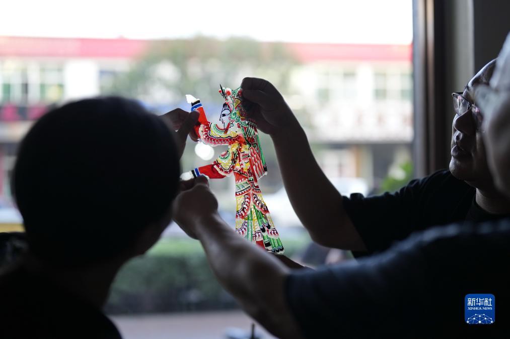 连线老虎机手机现金版